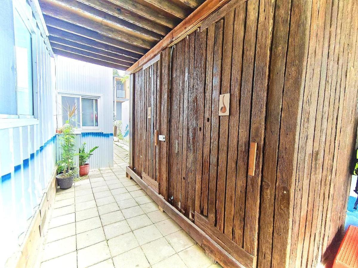舞浪海景旅店 Hotel остров Ламай Екстериор снимка